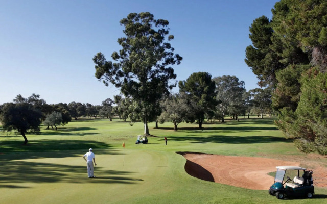 Renmark Resort