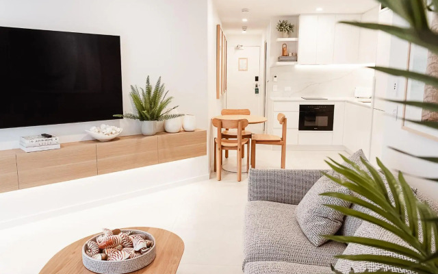 Netanya Noosa Beachfront Resort