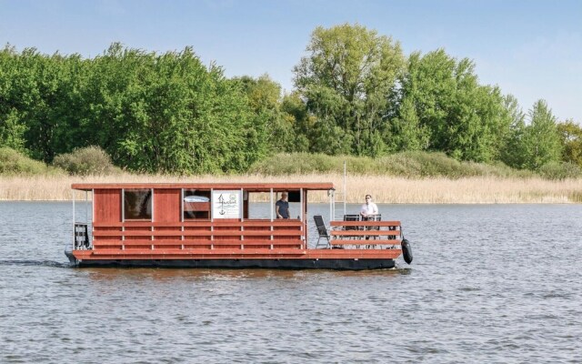 Awesome Ship/boat in Neustrelitz With 2 Bedrooms and Wifi