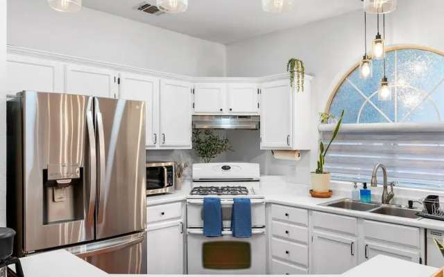 Warm Austin 3BR 2Bath Home Pet Friendly