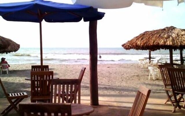 Los Tambos Del Caribe