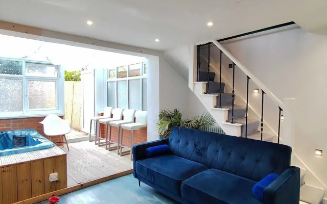 Tower Bridge Property