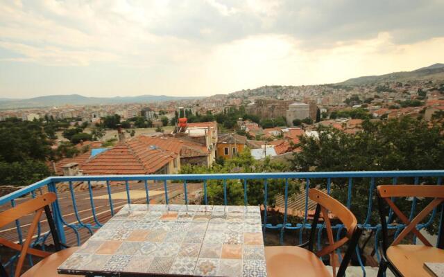 Bergama Tas Konak