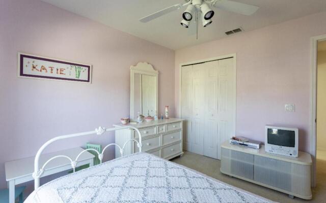 Serene & Attractive Heated Pool Spa Home