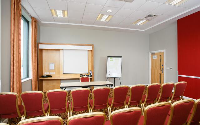 Holiday Inn Express Antrim by IHG