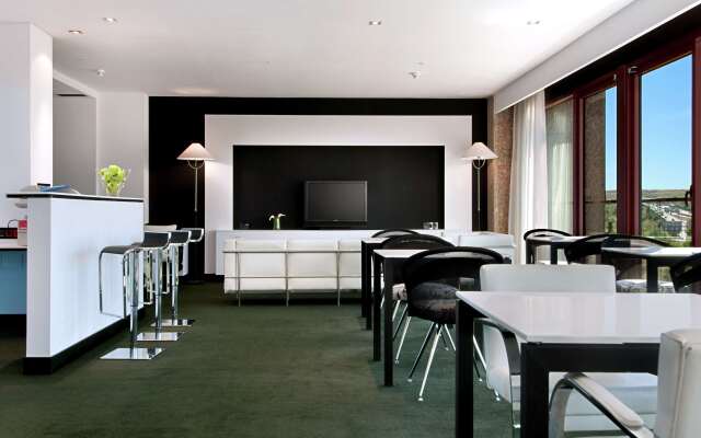 Hilton Madrid Airport