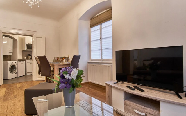 Charles Bridge Royal Apartment