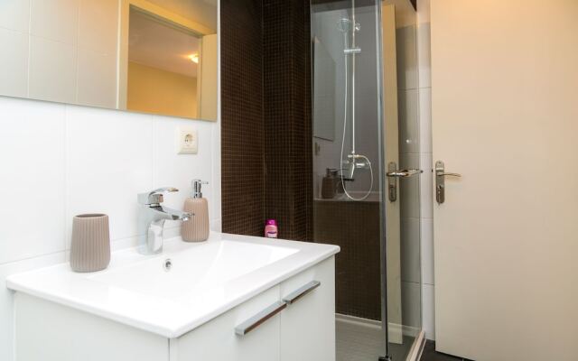 Liiiving In Porto – Boavista Sunny Apartment