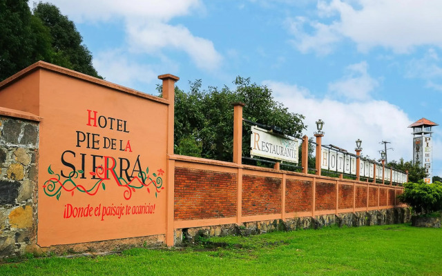 Hotel Pie de la Sierra