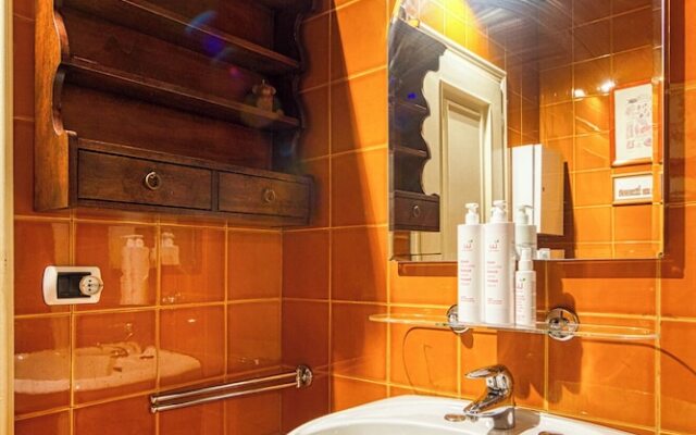Piazza Maggiore Duplex Apartment