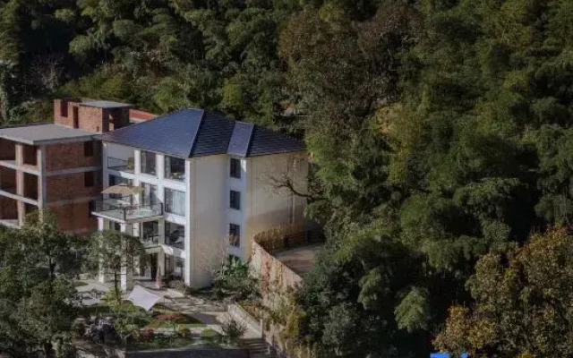 Tonglu Cangqiongjingshe Homestay