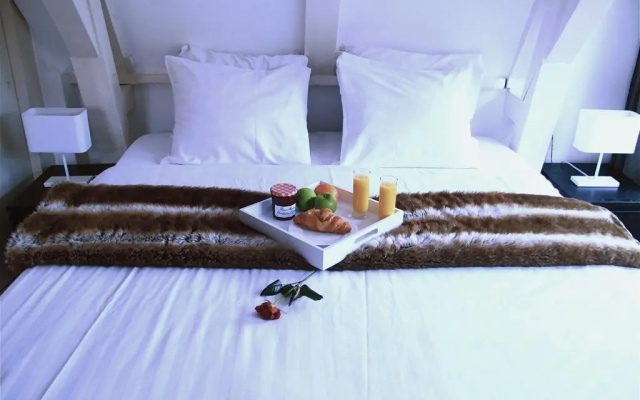 Amistad hotel