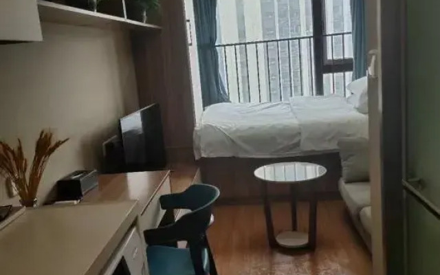 Bi'an Hotel (Zhengzhou East High-speed Railway Station)