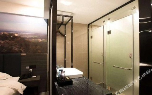 Yichu Hotel