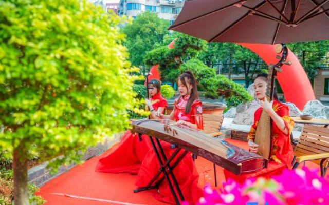 MEHOOD LESTIE Hotel (Nanchang Tengwang Pavilion)