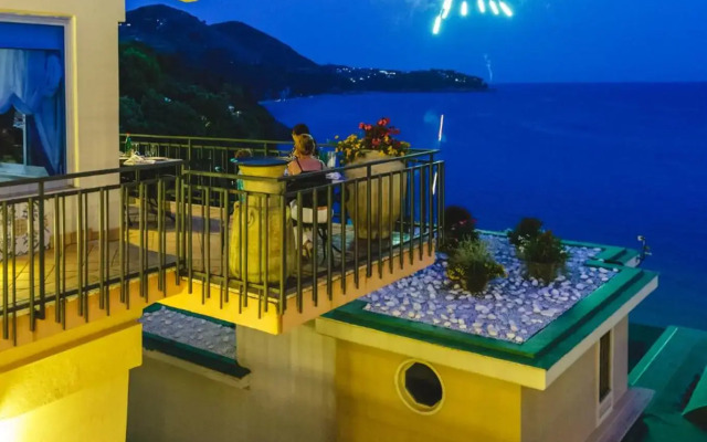 Summit Hotel