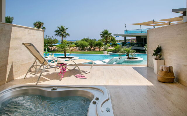 Asterias Beach Hotel