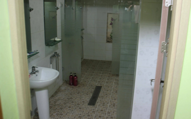 Skywalker Guesthouse - Hostel