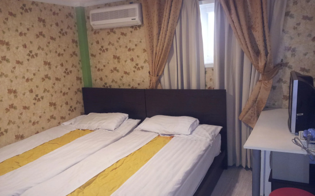 Travelers A Hostel