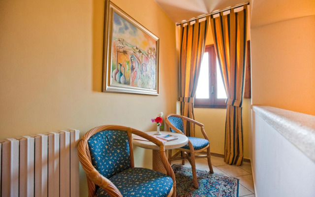 Hotel Elimo
