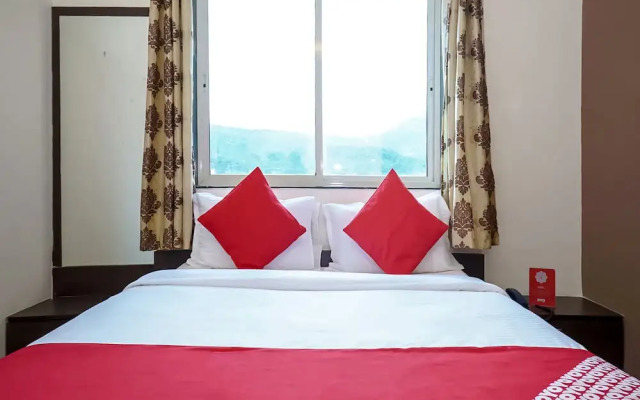 OYO 22558 Hotel Karan International