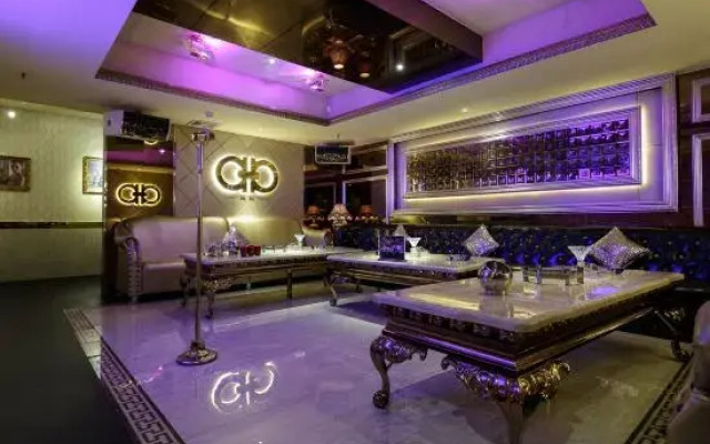 Rich Forex Hotel