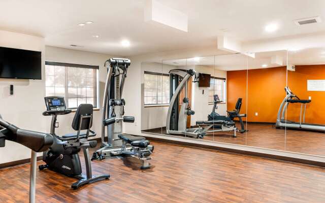 MainStay Suites Dubuque at Hwy 20