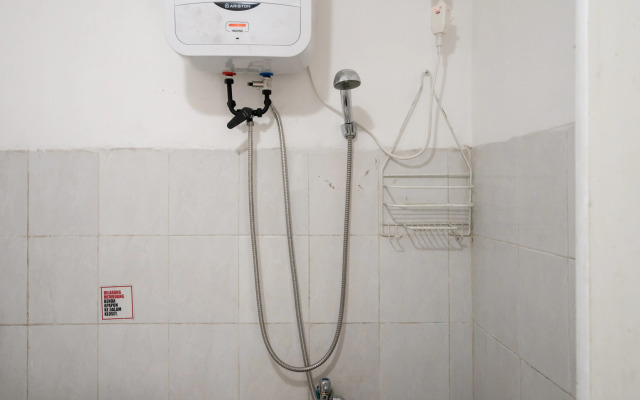 RedDoorz near Terminal Bubulak Bogor