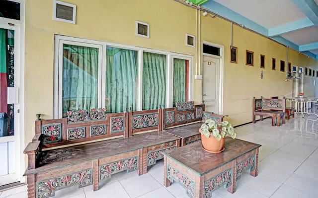 OYO 91572 Kost Esklusif Barokah