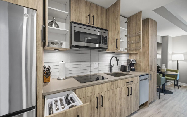 Coda on Half, a Placemakr Experience - Navy Yard