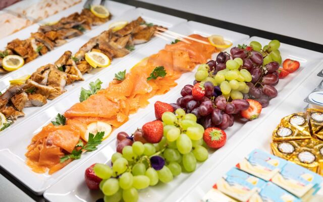 Mercure Amsterdam North Station