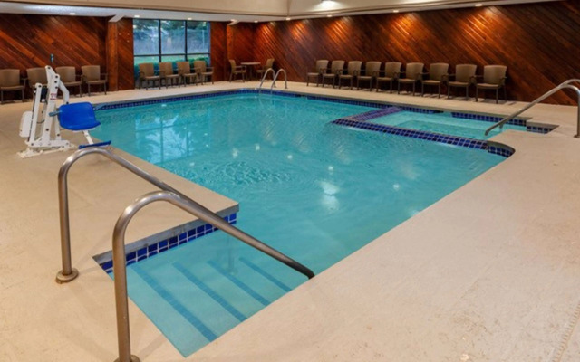 Super 8 by Wyndham Wausau