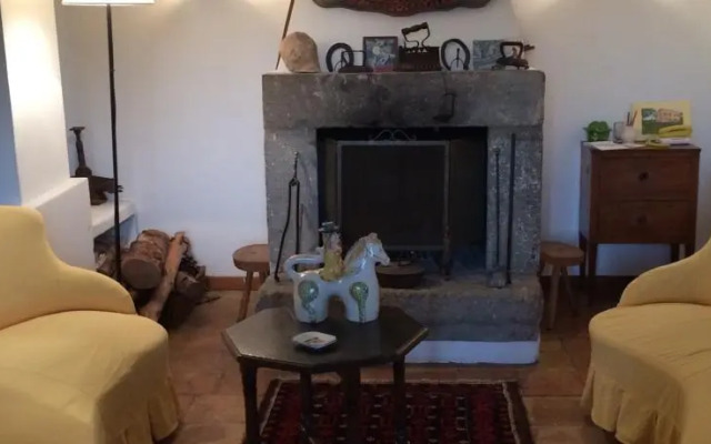 Splendido casale alle porte di Roma