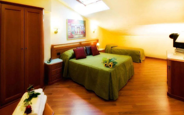 Hotel Bright