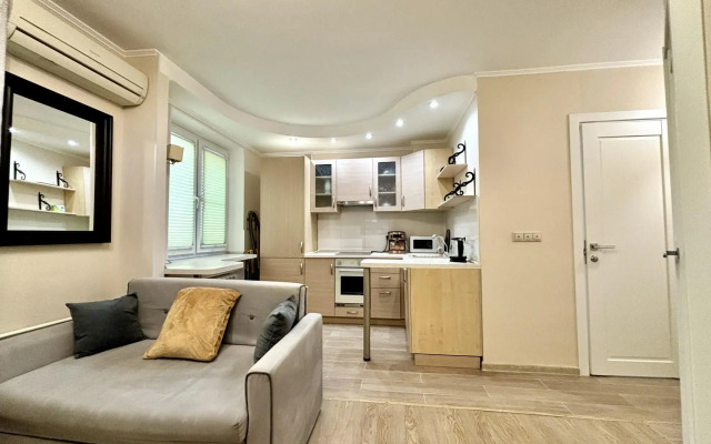Apartments on 1905 goda 11c1 street