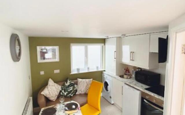 Station 36 Apartment