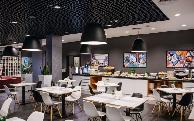 Q Hotel Kraków