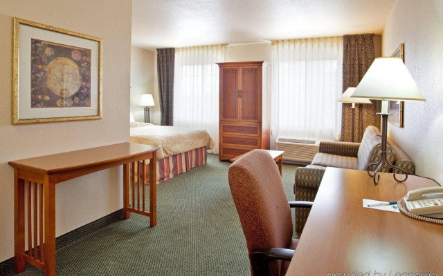 Staybridge Suites, Lincolnshire by IHG