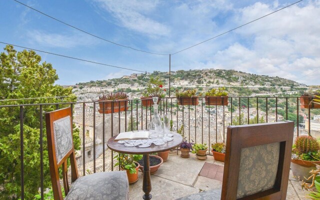 Nice Home in Modica With 3 Bedrooms and Wifi