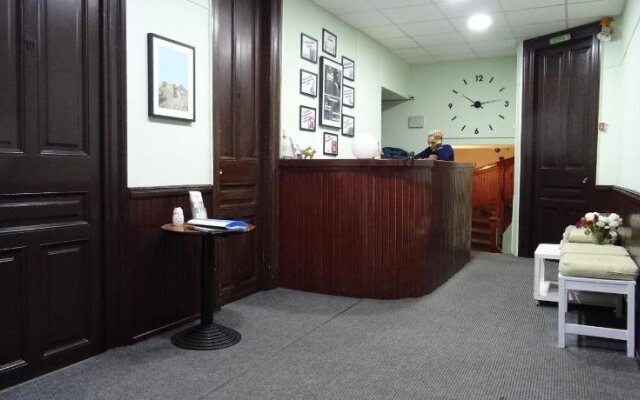 Zorbas Hotel - Hostel