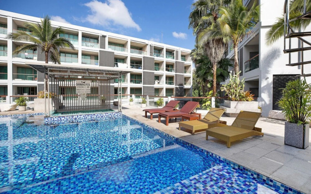 Elegant 2BR Apartment RGN B411 in Laguna