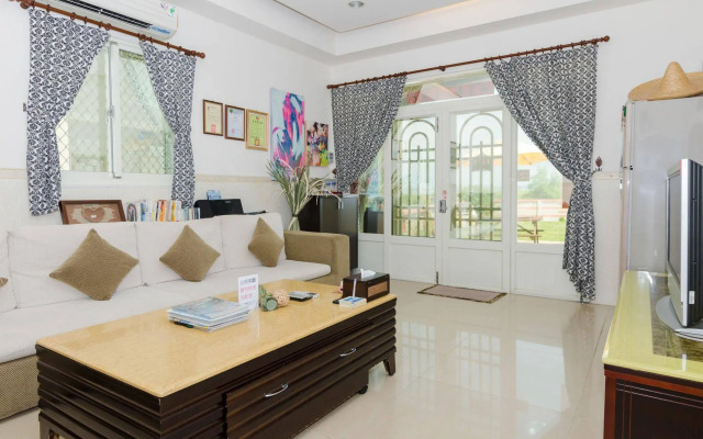 Yan Hai De Dai B&B