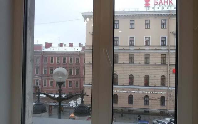 Larets on Nevsky Inn