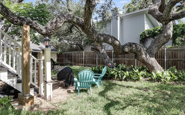 Rockport Treehouse 1 Bedroom Home