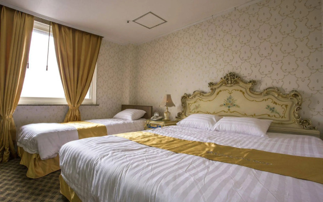 Kyungnam Tourist Hotel