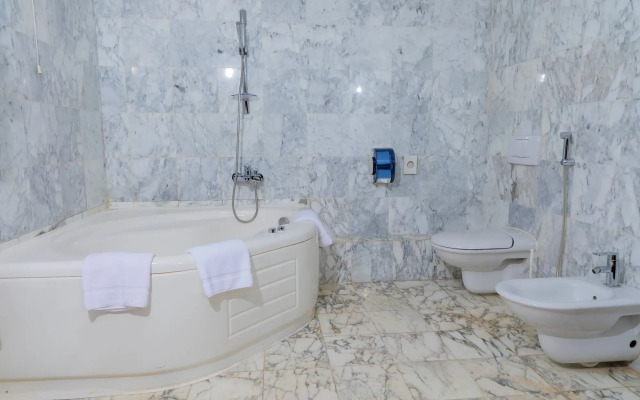 Lancaster Ouaga 2000