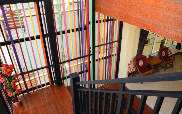 Baan Taklom Chomtalay