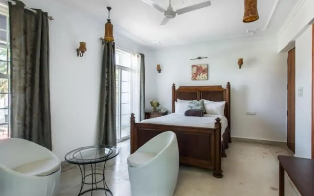 OYO Premium Morjim Riverfront
