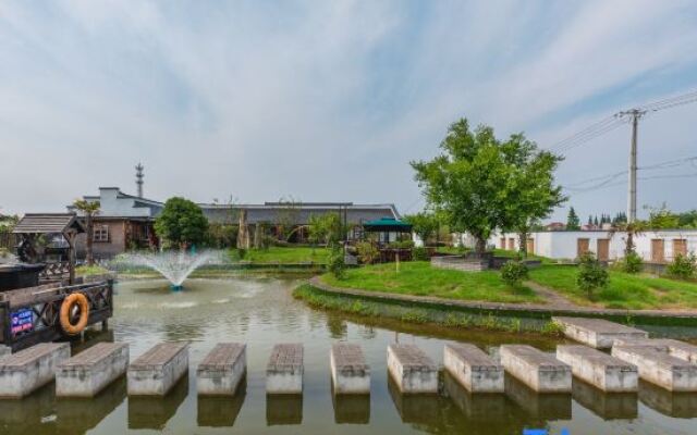 Xiangcun Wendu Hostel