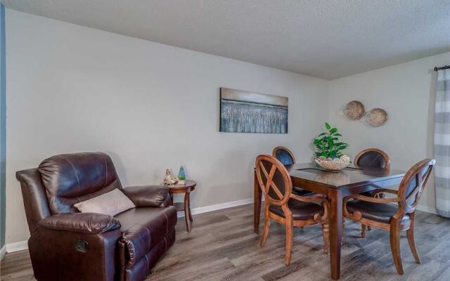 Seashell 19 - Two Bedroom Condo